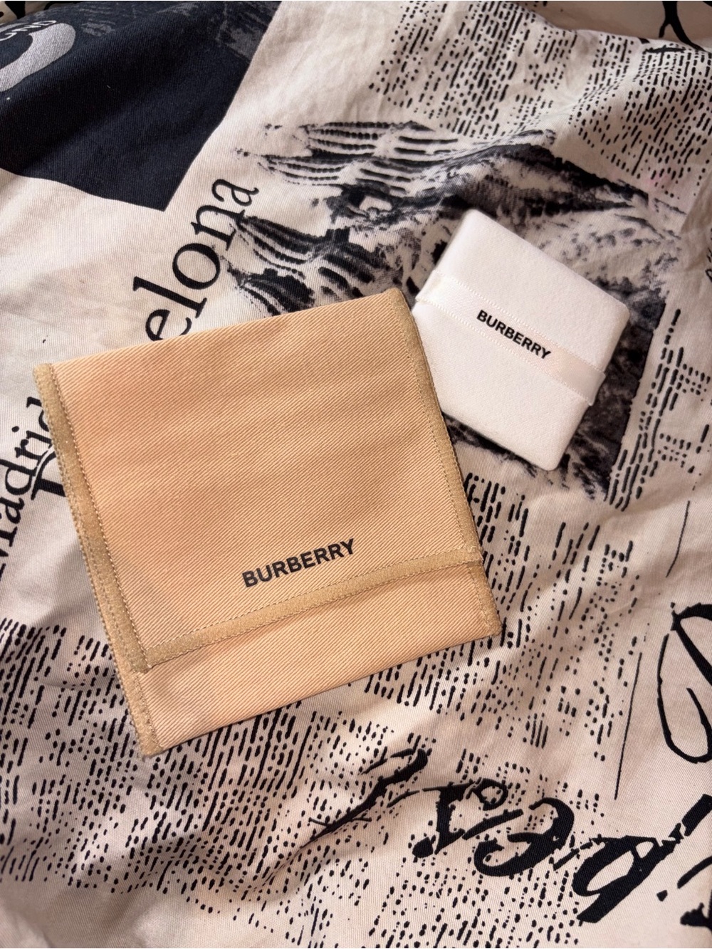 Burberry beauty Tan Canvas Cosmetic pouch & white powder puff set!
